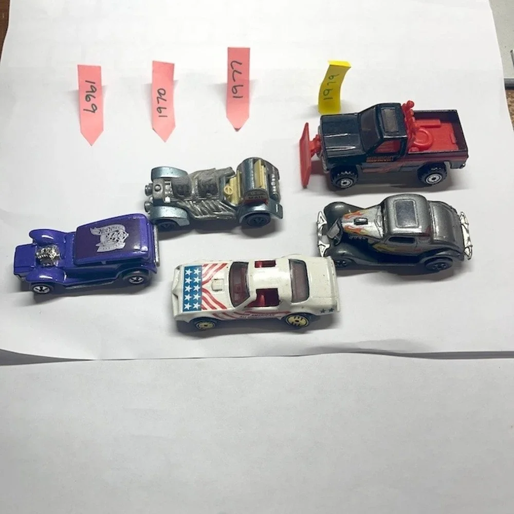 HOT WHEELS 20 Car Lot From 1969 Through 1990 2 Redlines‎ Novelty Racers More